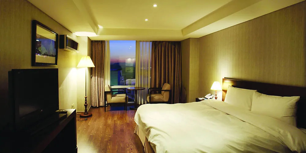 בוסאן Kunoh Seacloud Hotel