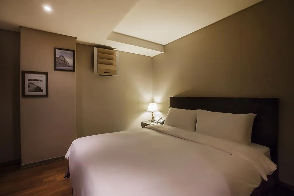 בוסאן Kunoh Seacloud Hotel